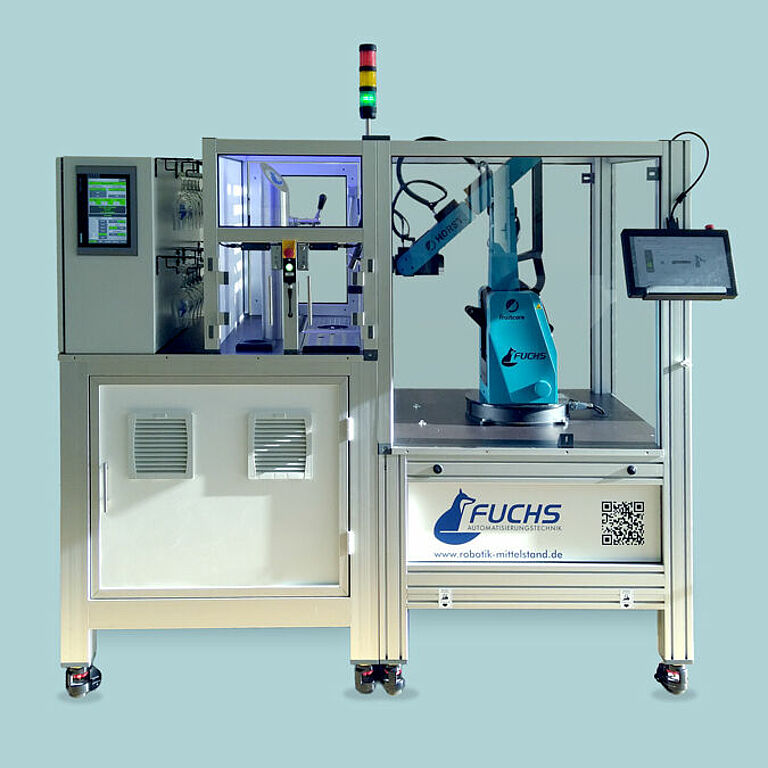 Roboter-Bierzapfanlage